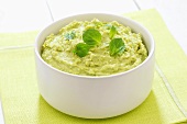 Green pea puree with mint