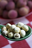 Lotus seeds and lychees