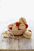 Meringues with strawberries