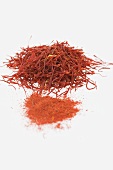 Saffron threads and saffron powder