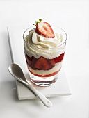 Layered strawberries and vanilla cream