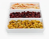 Dried fruit (sultanas, cranberries and papaya)