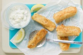 Fish fingers with apple and celery dip