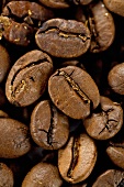 Roasted coffee beans (full-frame)