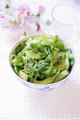 Rocket and kiwi fruit salad