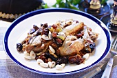 Chicken with dried fruit and almonds