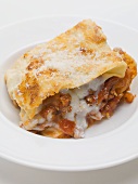 Lasagne alla bolognese (Nudelauflauf mit Fleischsauce, Italien)