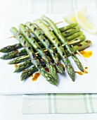Grilled green asparagus with chilli oil