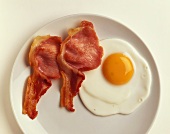 Fried egg with two rashers of bacon