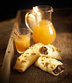 Mince-filled pastry rolls and punch (Bonfire Night, UK)