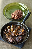 Chicken in a balsamic and rosemary sauce with red rice