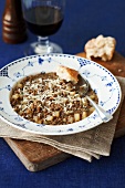 Lentil and apple soup with grated cheese