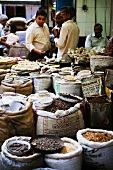 Gewürzmarkt (Khar Baoli Marg), Alt-Delhi, Indien