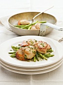 Scallop and green asparagus salad