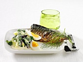 Mackerel with egg and lettuce