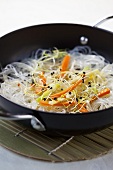 Glass noodles with sprouts and carrots (China)