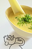 Banana curry soup with chives