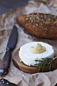Goat's cheese with bread and honey