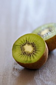 Kiwi fruit, halved