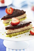 Cake sandwiches with strawberries