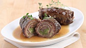 Beef roulade being prepared (German Voice Over)