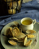Steamed Clams with Melted Butter