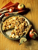 Apple Crumb Pie; Apples