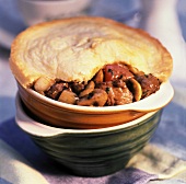 Beef Pot Pie with Tomatoes Onions and Mushrooms