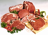 Verschiedene Rindfleisch- und Schweinefleischsorten