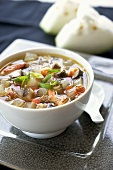 Vegetable soup with winter melon and seafood (China)