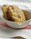 Cranberry cookies in white bowl (USA)