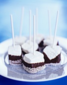 Chocolate-dipped marshmallows 
