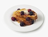 French Toast with Maple Syrup and Fresh Berries