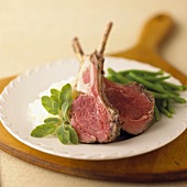 Rare Lamb Chops with Sage Leaves and Green Beans