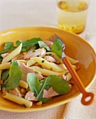 Penne-Salat mit Thunfisch und Rucola