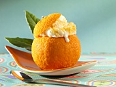 Gefüllte Clementine mit Vanille-Orangen-Eis