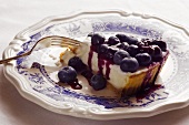 New York Cheesecake mit Blaubeeren