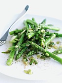 Fresh Steamed Asparagus with Vinaigrette