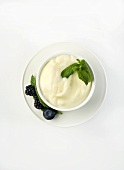 Vanilla Yogurt with Blueberries and Mint