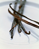 Several vanilla pods