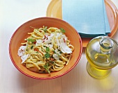 Pasta con aglio, olio e peperoncino (spicy pasta dish)