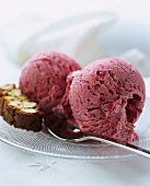 Raspberry ice cream with biscotti