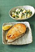 Salmon cutlet with kohlrabi and potatoes