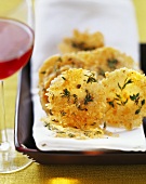 Parmesan crackers with thyme