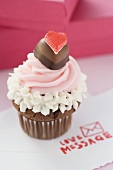 Ein Cupcake zum Valentinstag