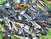 A heap of cutlery