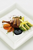 Duck with tomatoes, asparagus, oyster mushrooms and oyster sauce (Asia)