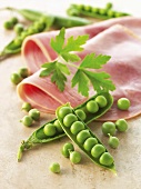 Peas and boiled ham