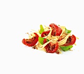 Sun-dried tomatoes, spaghetti and basil