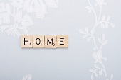 Buchstaben mit dem Wort 'Home'